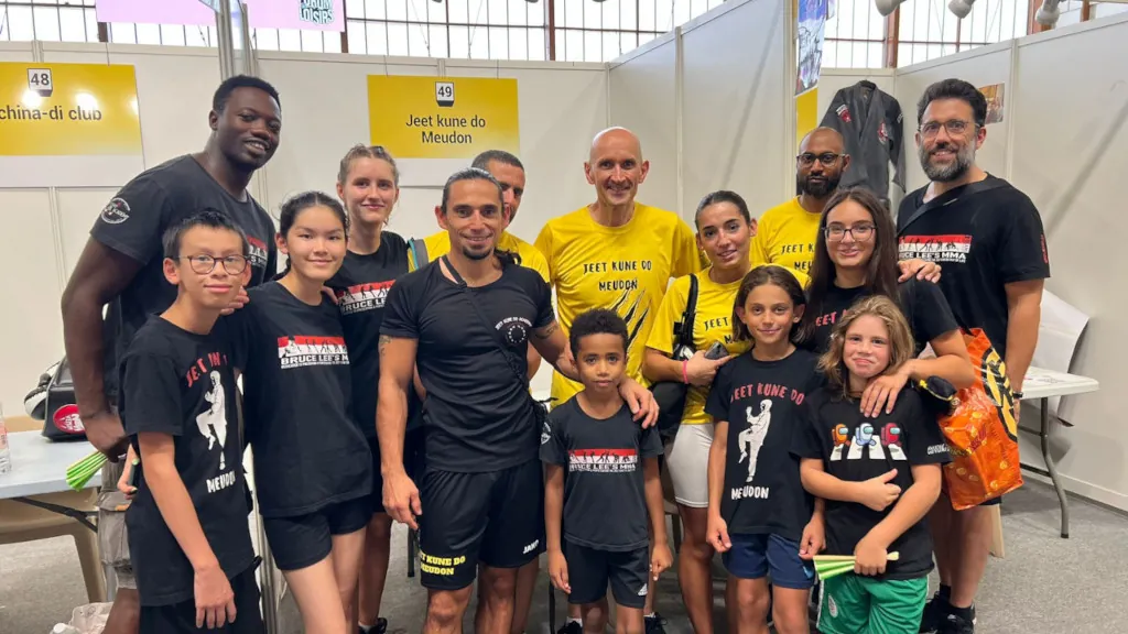 La team Muay Thai JKD Meudon au Forum des loisirs 2023